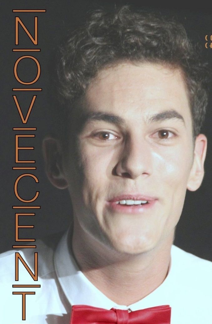 Novecento d'Alessandro Baricco. Jeu de la compagnie Catharsis, avec Lionel fournier. Mise en scène Cédric Jossen. Pièce qui se joue encore actuellement en tournée.